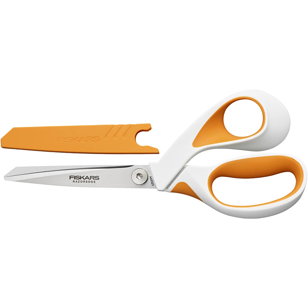 8185 Fiskars Fabric RazorEdge Softgrip 21 cm