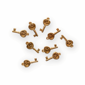 Bedeltje sleuteltje 10x23mm - prijs per stuk